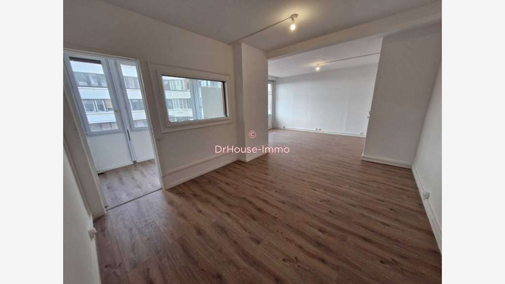 Bureaux de 75m² divisibles à vendre à Toulon