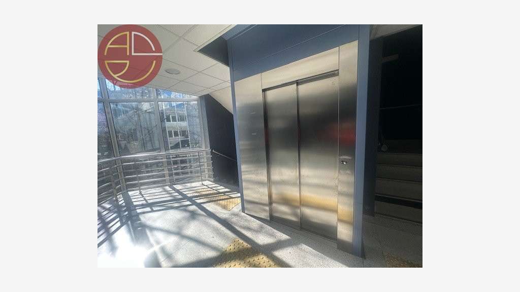 A vendre bureau de 208m² R+3 à Toulouse Sud-Ouest