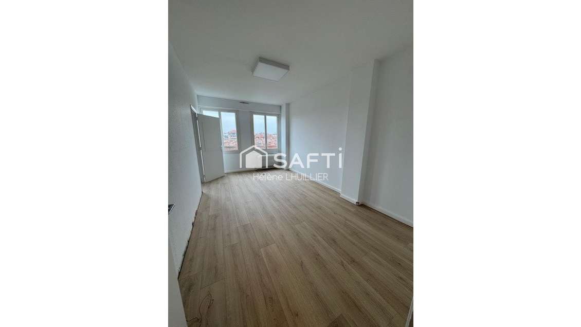 AV bureaux de 45.68m² R+5 Toulouse Allées Jaurès