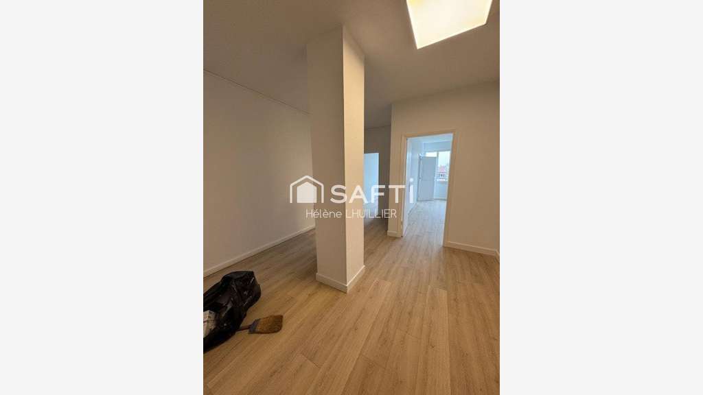 AV bureaux de 45.68m² R+5 Toulouse Allées Jaurès