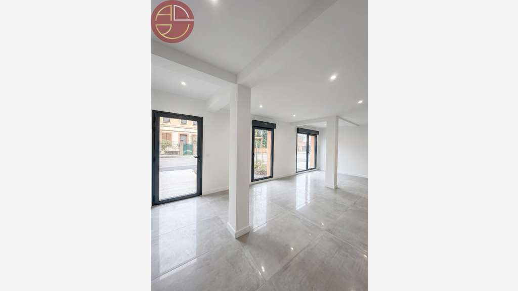 Vente local neuf de 70m² à Toulouse Nord-Est 