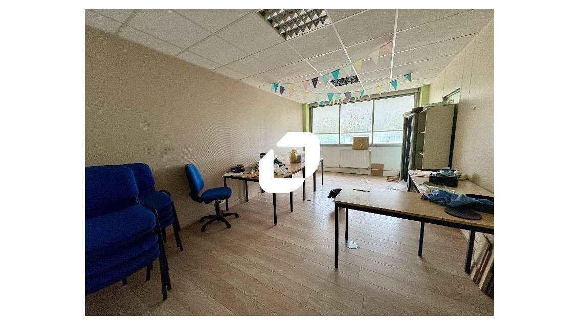 Vente Bureaux 520m² Trappes