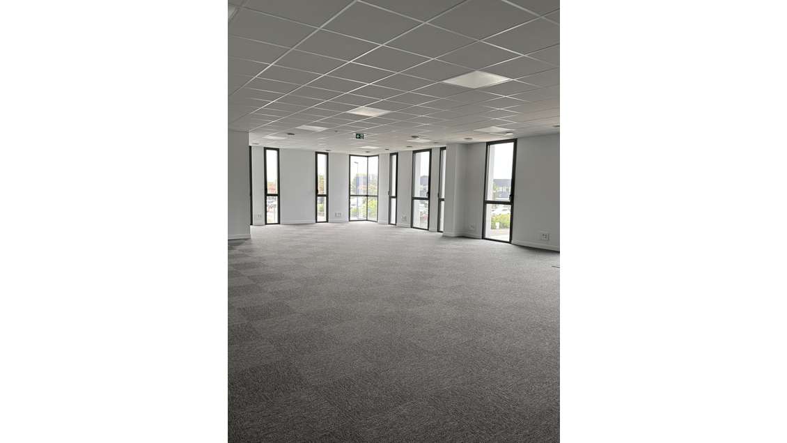 Vente bureaux neufs de 130m² en R+1 à Trélazé
