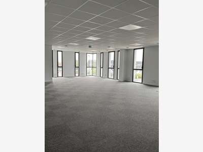 Vente bureaux neufs de 130m² en R+1 à Trélazé