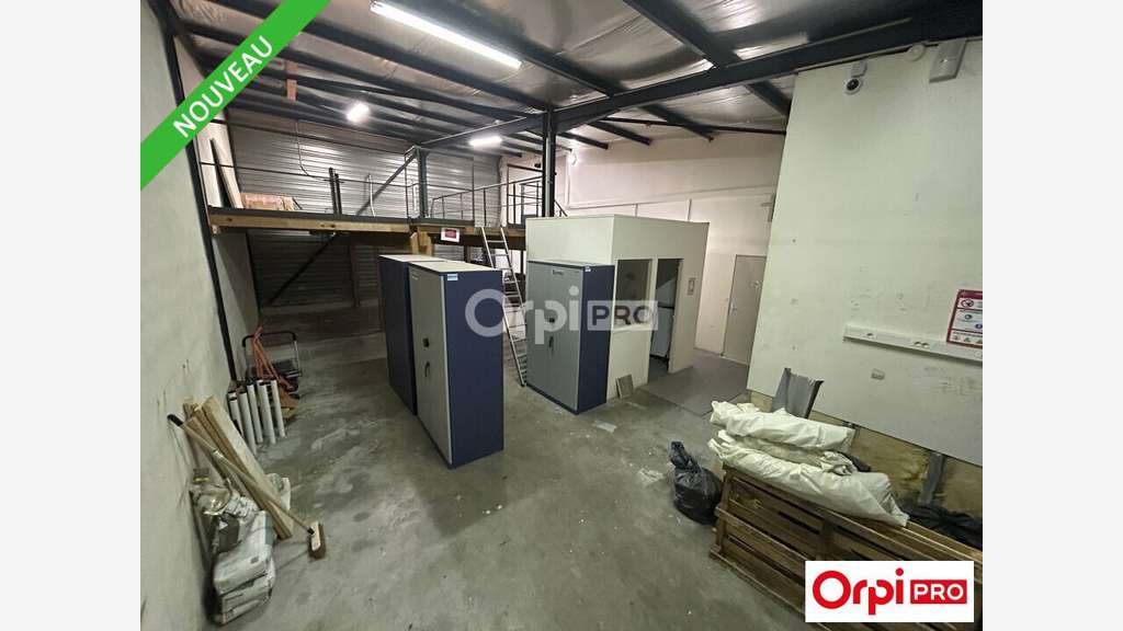 Bureaux 400m² et parking privé à vendre à Valence