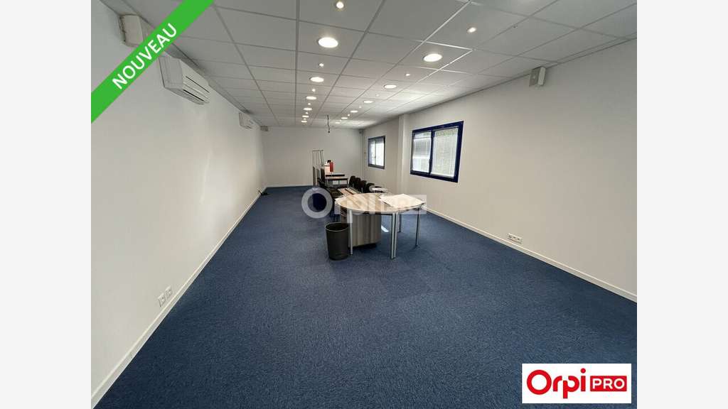 Bureaux 400m² et parking privé à vendre à Valence