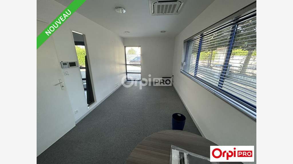Bureaux 400m² et parking privé à vendre à Valence