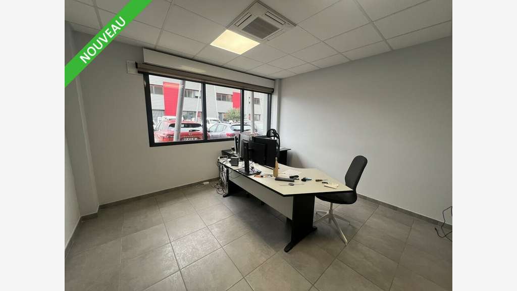 Bureaux neufs 345m² à vendre à Valence Briffaut