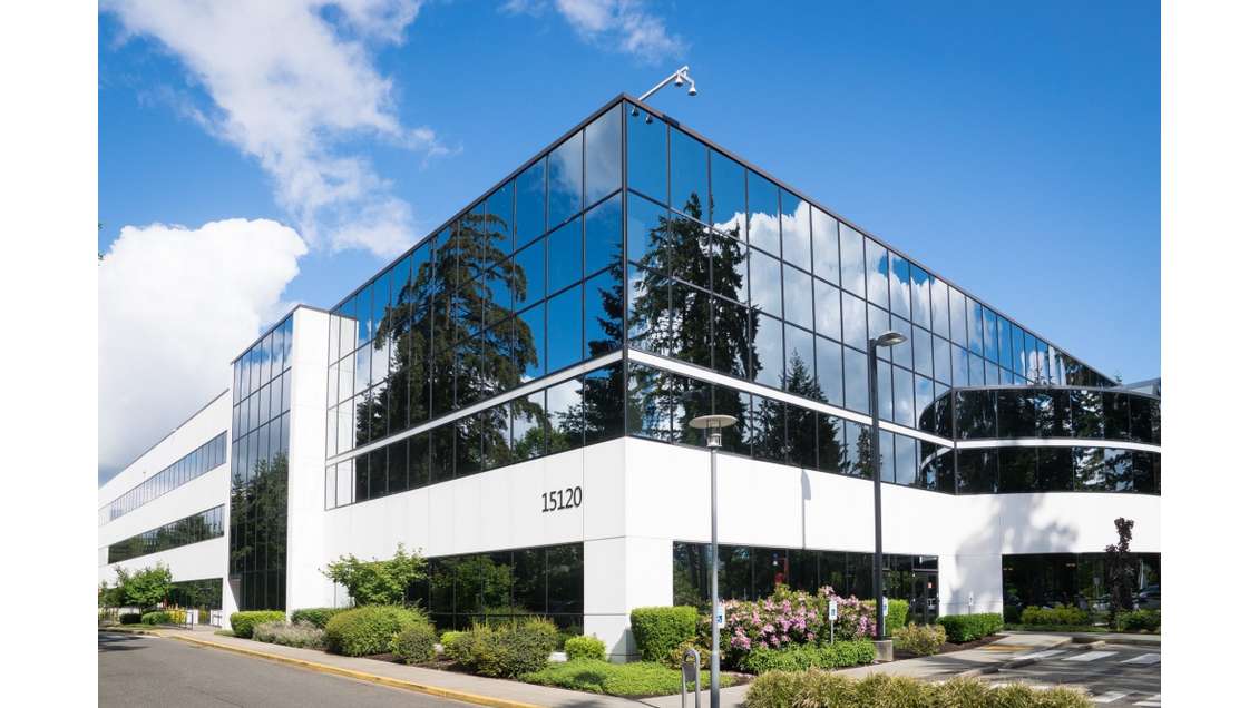 AV bureaux immeuble indépendant à Vannes Ouest