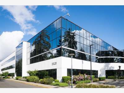 AV bureaux immeuble indépendant à Vannes Ouest