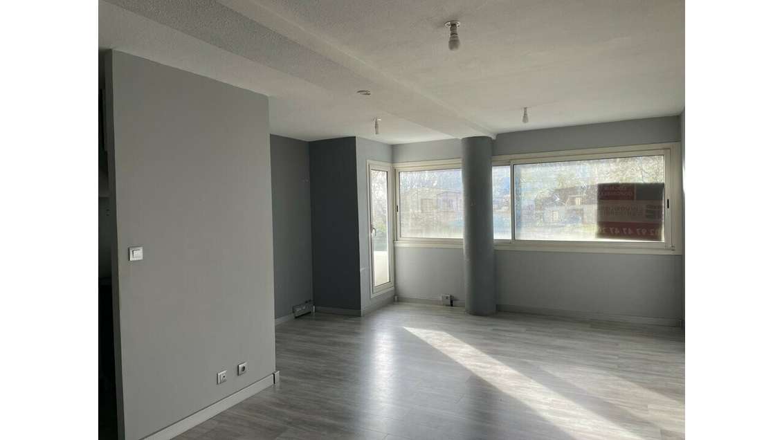 Bureaux 26m² R+1 à vendre à Vannes Av de la Marne