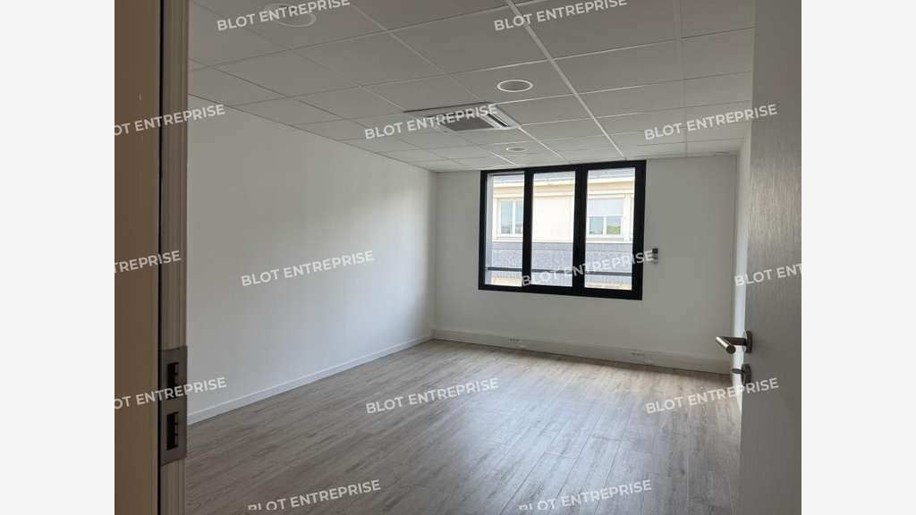 A vendre bureaux de standing 160m² à Vannes