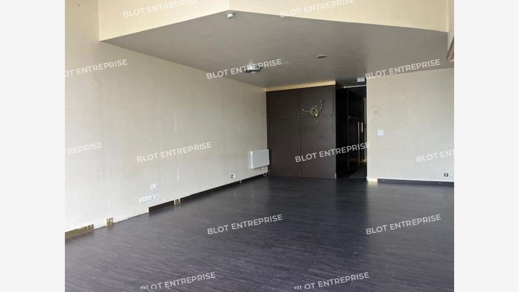 À VENDRE - BUREAUX - VANNES - 120 m²