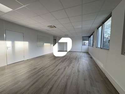 Vente Bureaux 699m² Velizy villacoublay