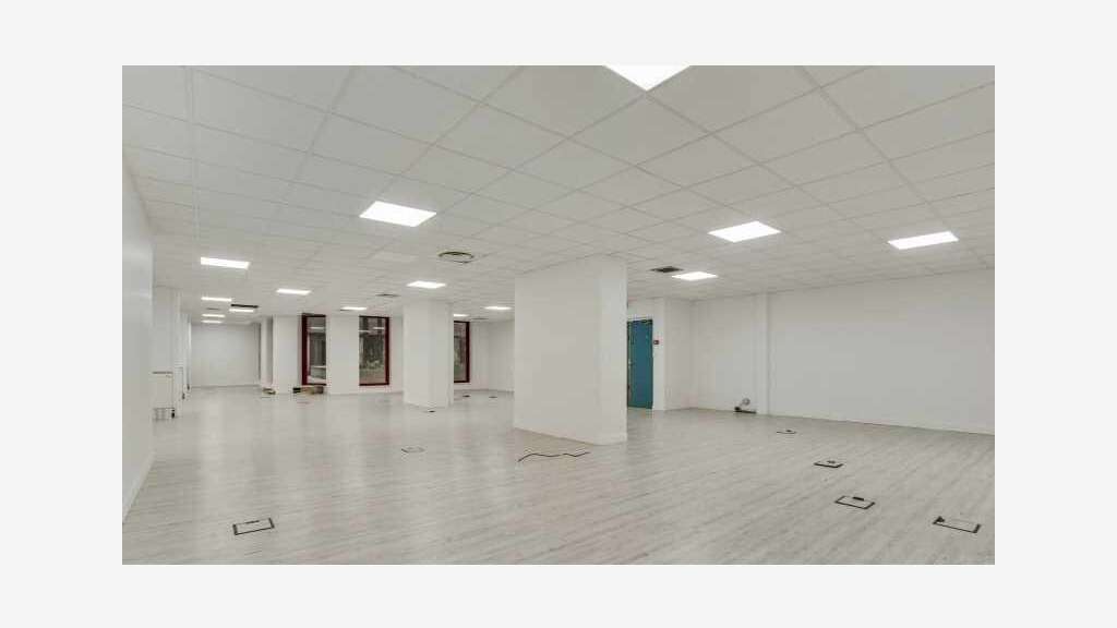 BUREAUX VENDUS LOUES