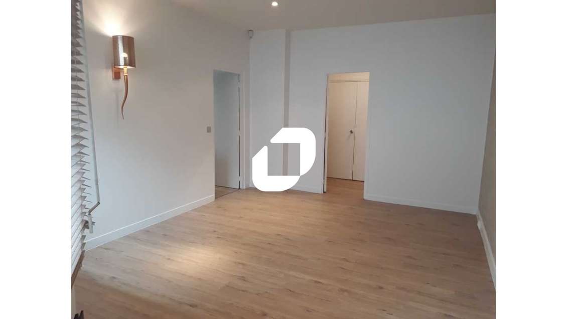 Vente Bureaux 83m² Versailles