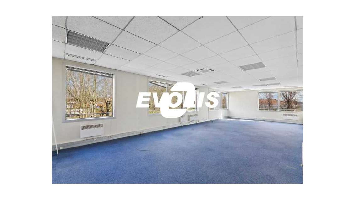 Vente Bureaux 197m² Villepinte
