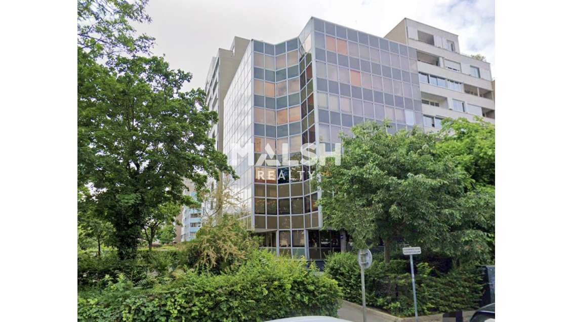 Vente bureaux 610m² à Villeurbanne proche métro