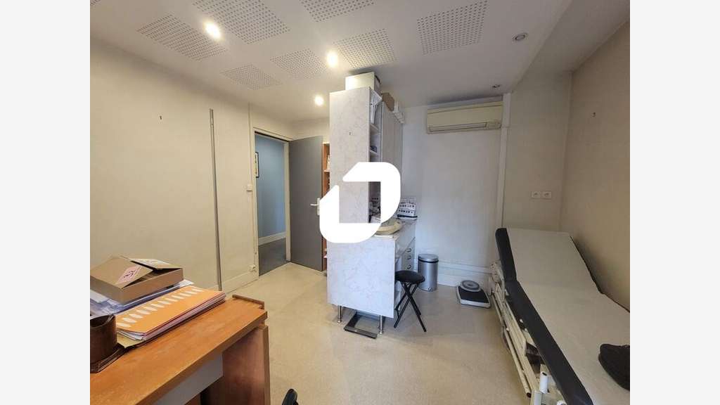 Vente Bureaux 97m² Viry chatillon