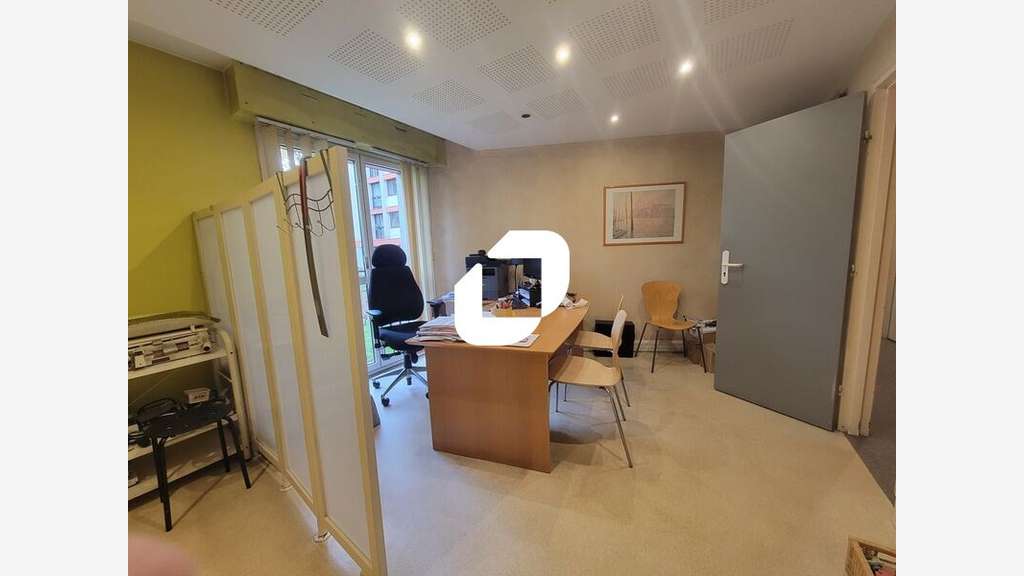 Vente Bureaux 97m² Viry chatillon
