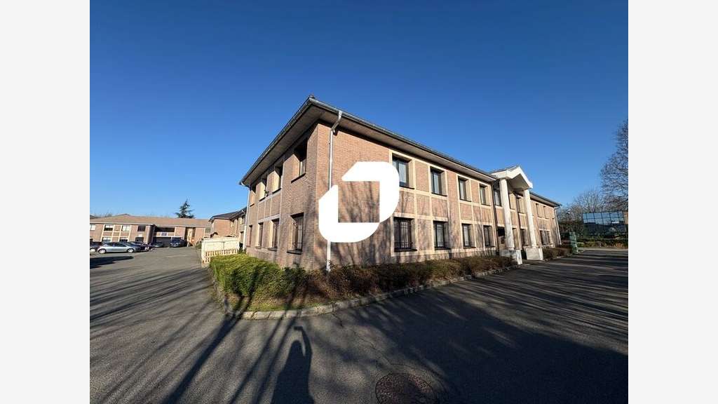 Vente Bureaux 128m² Voisins le bretonneux