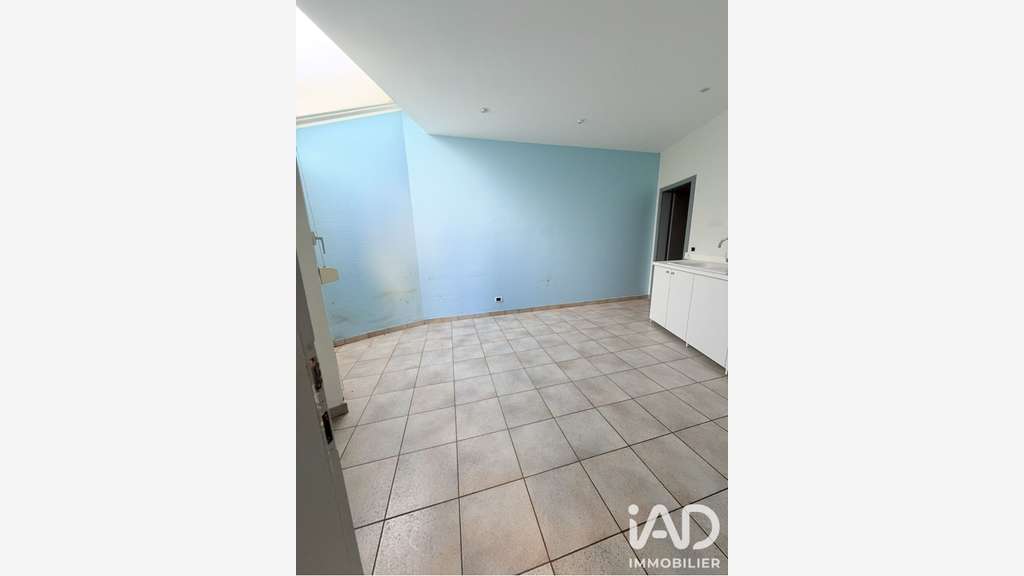 Vente cabinet médical avec studio à verny