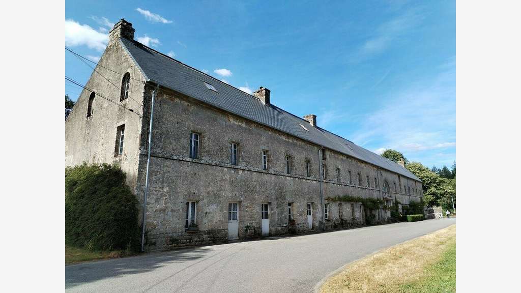 Ancienne abbaye 5380m² à vendre Morbihan