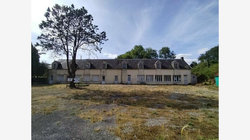 Ancienne abbaye 5380m² à vendre Morbihan