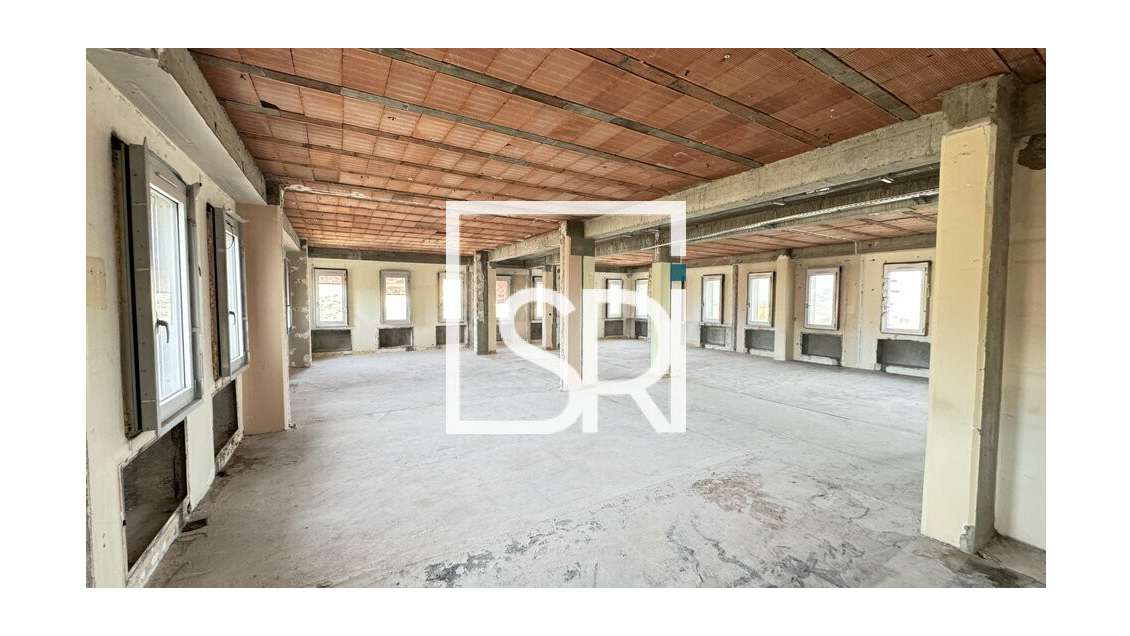 Bureaux de 650m² à vendre à Clermont Ferrand