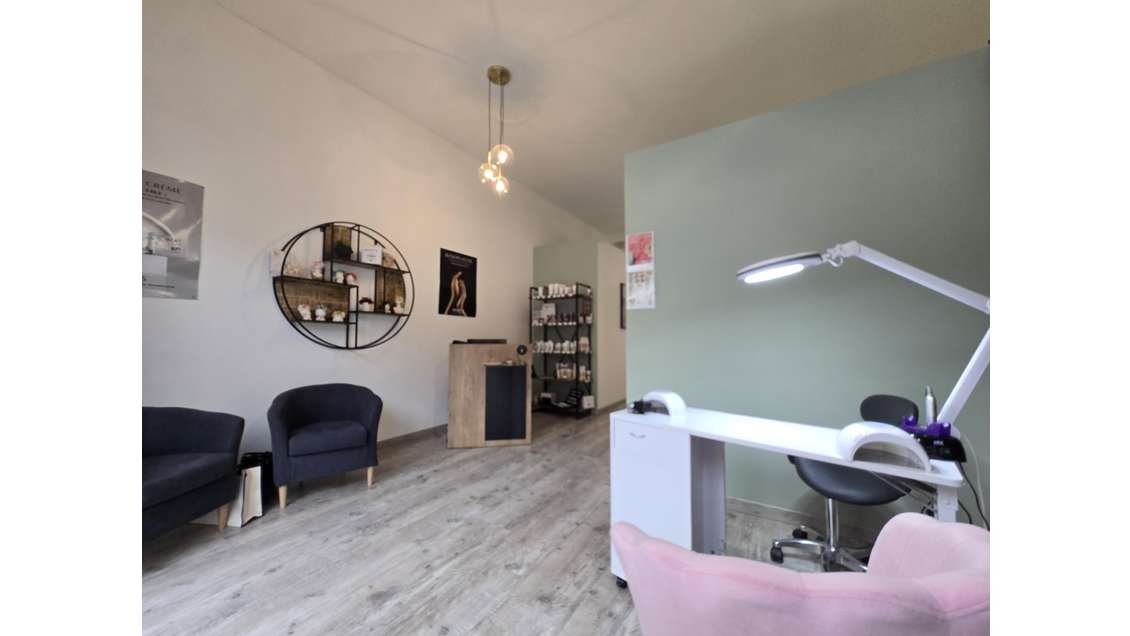 Cède dab institut de beauté 60m² proximité Lautrec