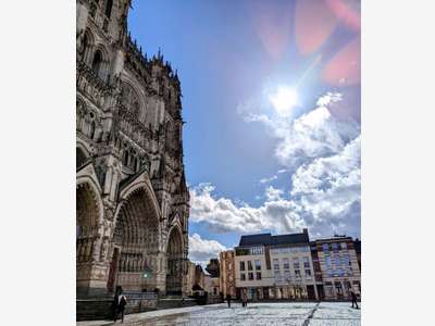 Cède droit au bail 56m² emplacement N°1 à Amiens