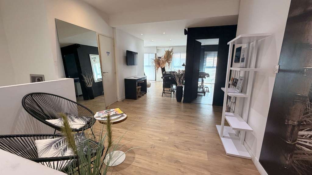 Opport. cession droit au bail local 120m² à Toulon