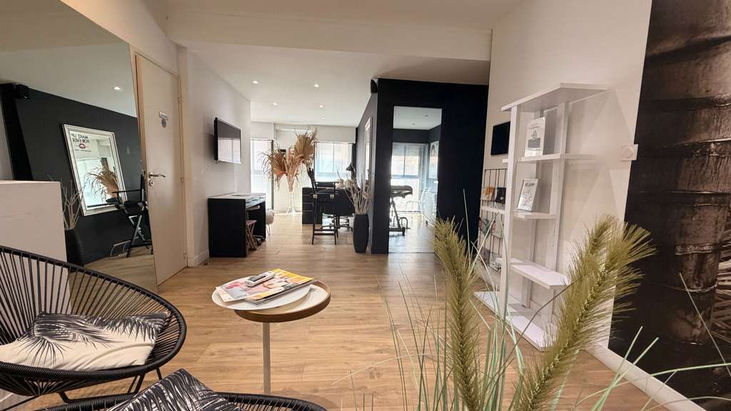 Opport. cession droit au bail local 120m² à Toulon