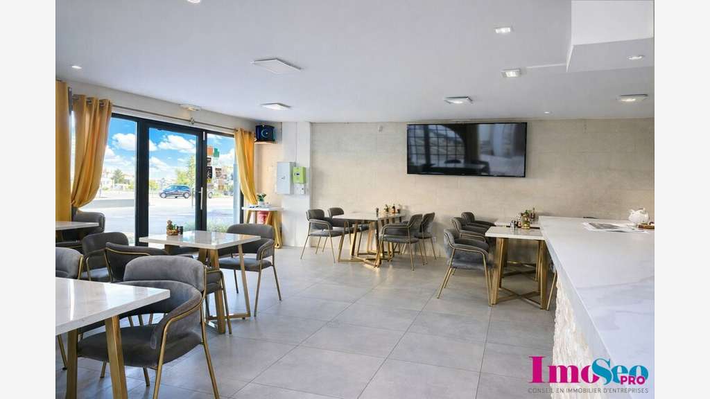 Investissement locatif local 89m² Sainte-Eulalie 