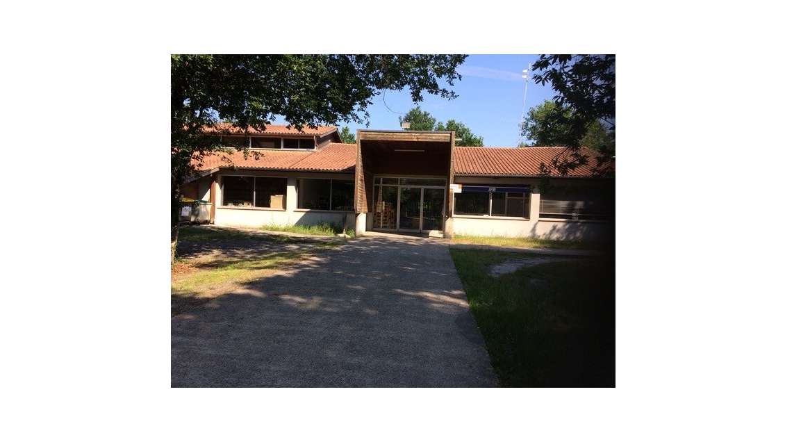 Vends locaux industriels/stock loués en Gironde