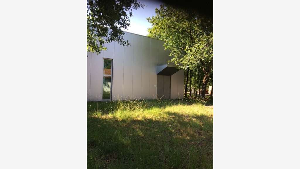 Vends locaux industriels/stock loués en Gironde
