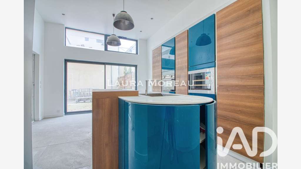 Vente Loft rénové de 178m² à Argenteuil
