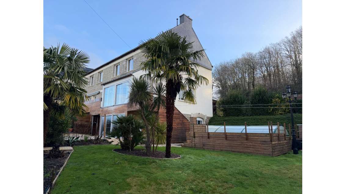 Vente immeuble restaurant chambres d’hôtes à Baud