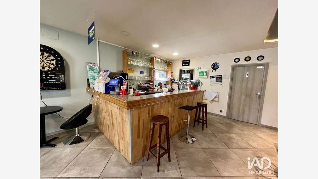 Vente local commercial 75m² à Homécourt