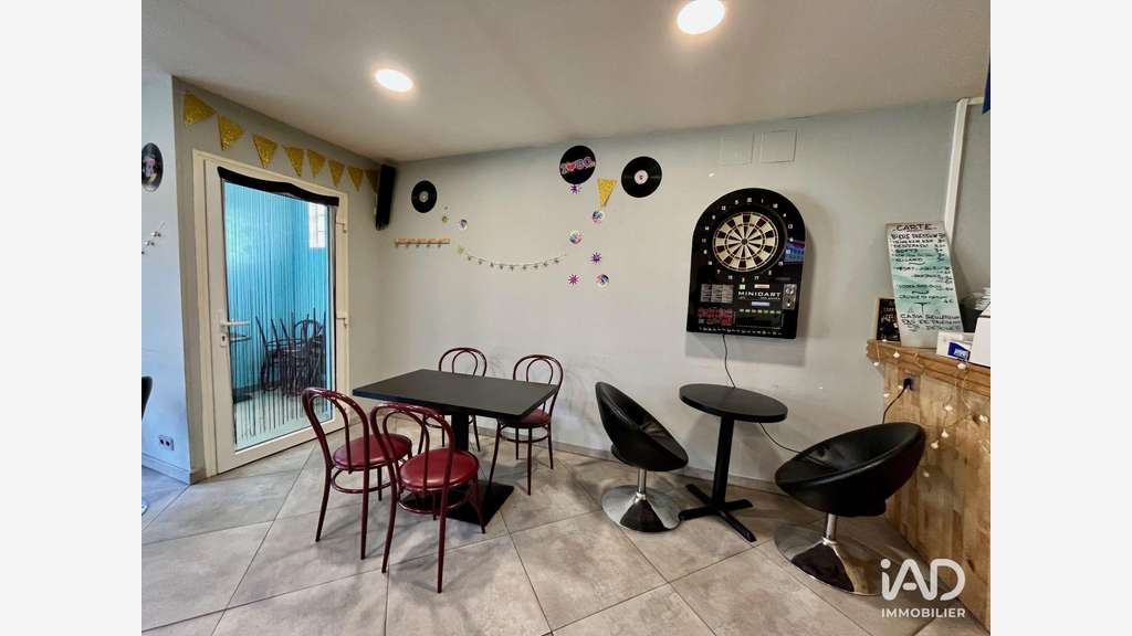 Vente local commercial 75m² à Homécourt