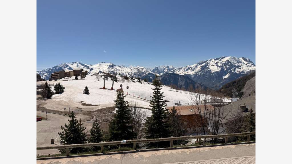 Cession de bail 30m² emplacement premium à Huez
