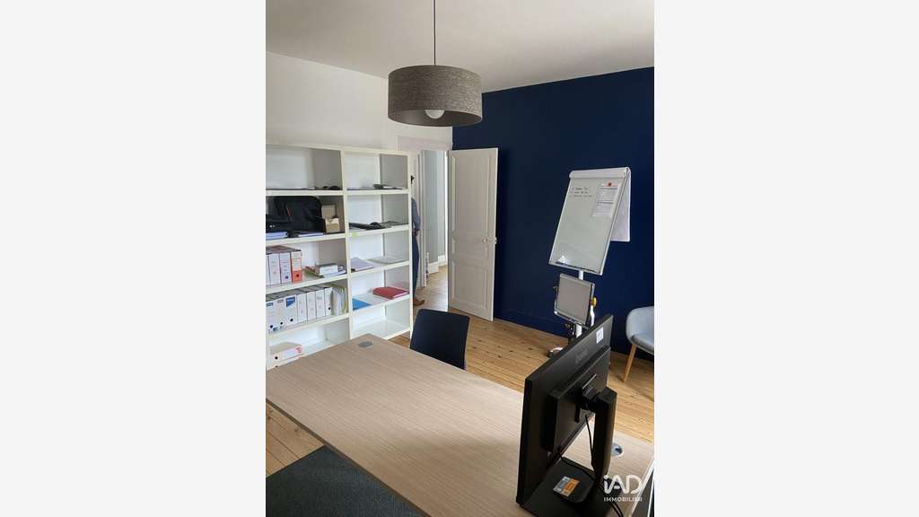 Vente bureaux 27m² R+1 à La Roche-sur-Yon