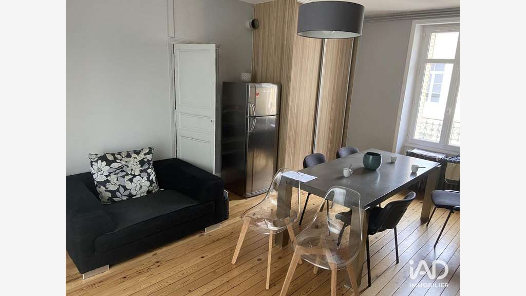 Vente bureaux 27m² R+1 à La Roche-sur-Yon