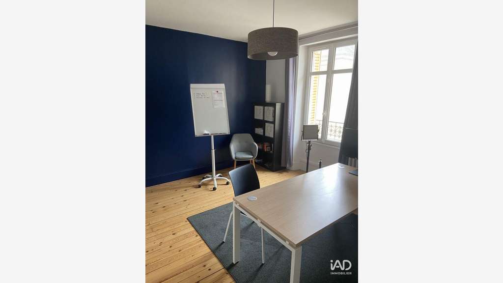 Vente bureaux 27m² R+1 à La Roche-sur-Yon