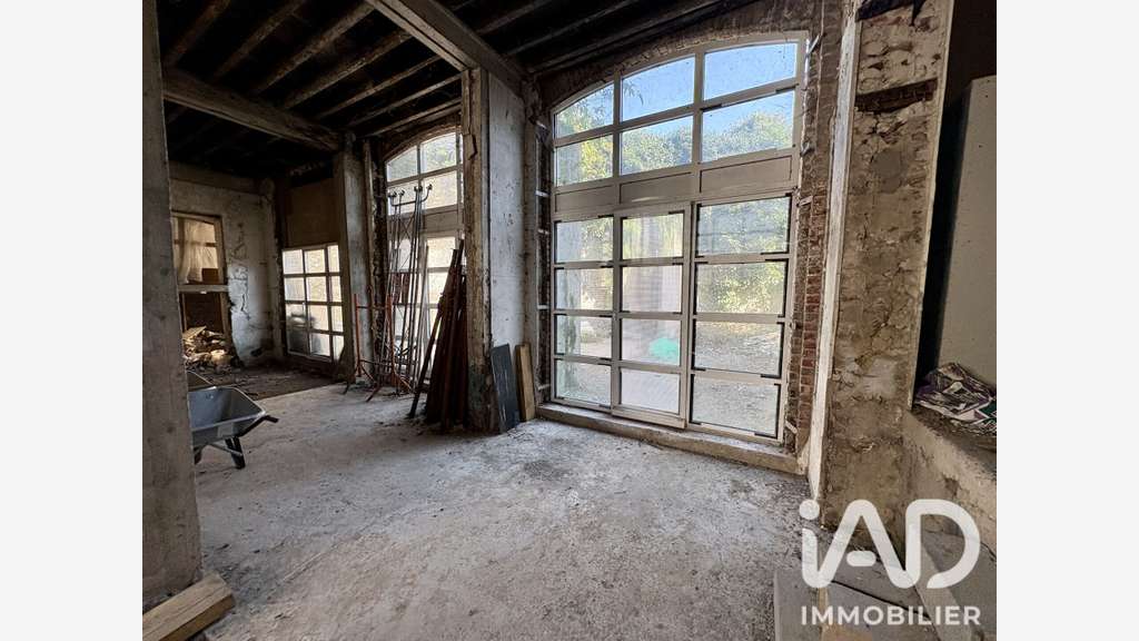 Vente plateau brut de 106m² en RDC à Lille