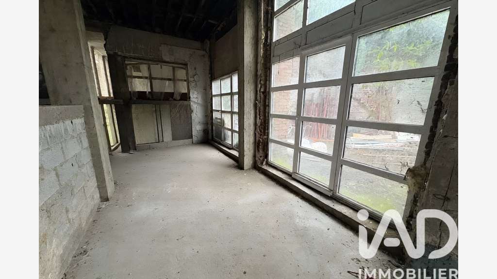 Vente plateau brut de 106m² en RDC à Lille
