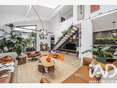 AV loft exceptionnel ancien cinéma 150m² Nanterre