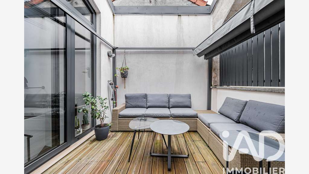 AV loft exceptionnel ancien cinéma 150m² Nanterre