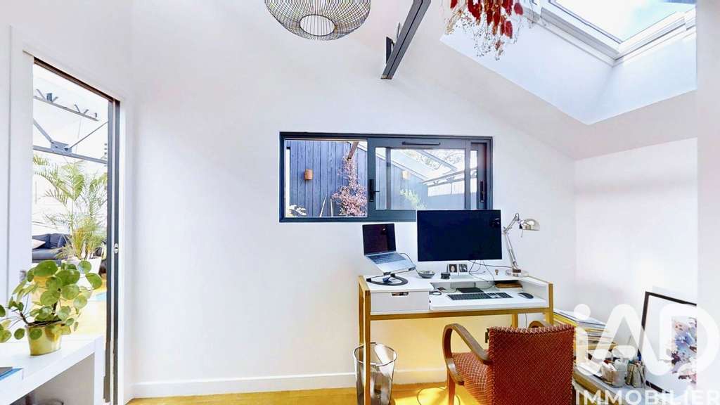 AV loft exceptionnel 200m² Pantin quartier calme