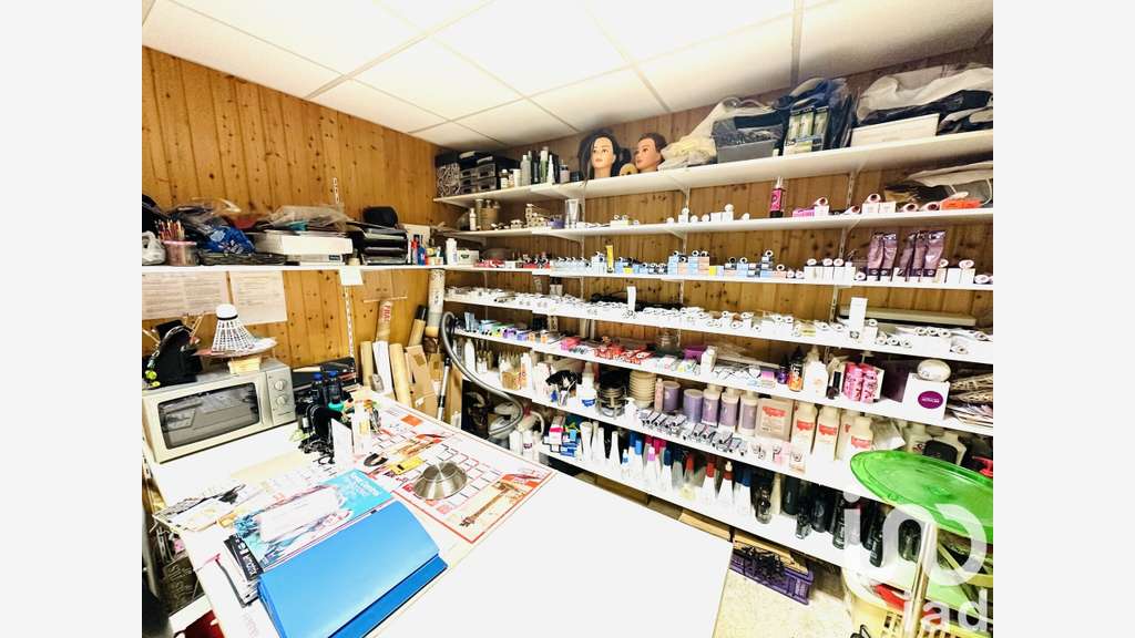 Vente local commercial de 82.5m² à Roppentzwiller